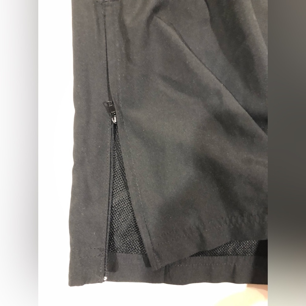 Champion Men’s Large Lightweight Track Windbreaker Pants Black / Grey - Picture 6 of 11